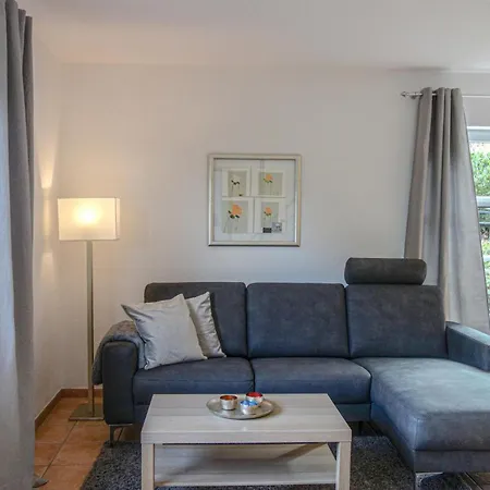 2 Bedroom Awesome In * Attendorn